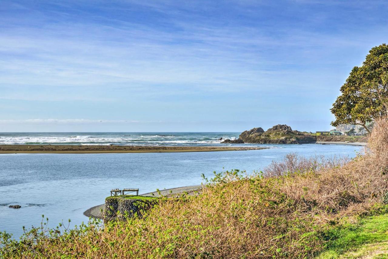 Smith River Vintage Cabin Oceanfront Deck And Views Exterior photo